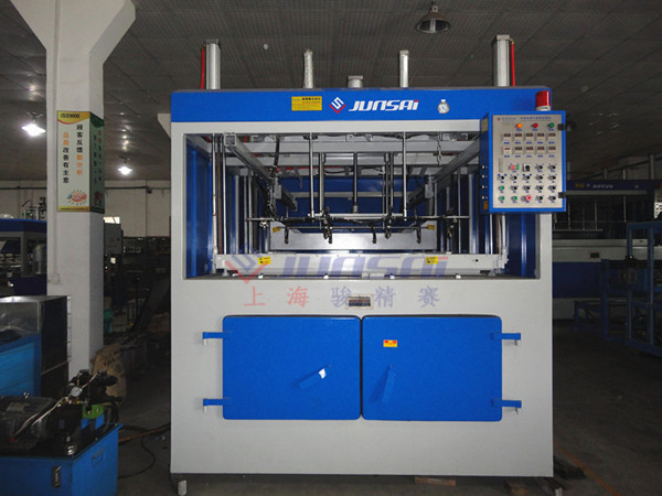 單頭厚片<a href=http://www.yddlqs.com/ target=_blank class=infotextkey>吸塑機(jī)</a>1.jpg